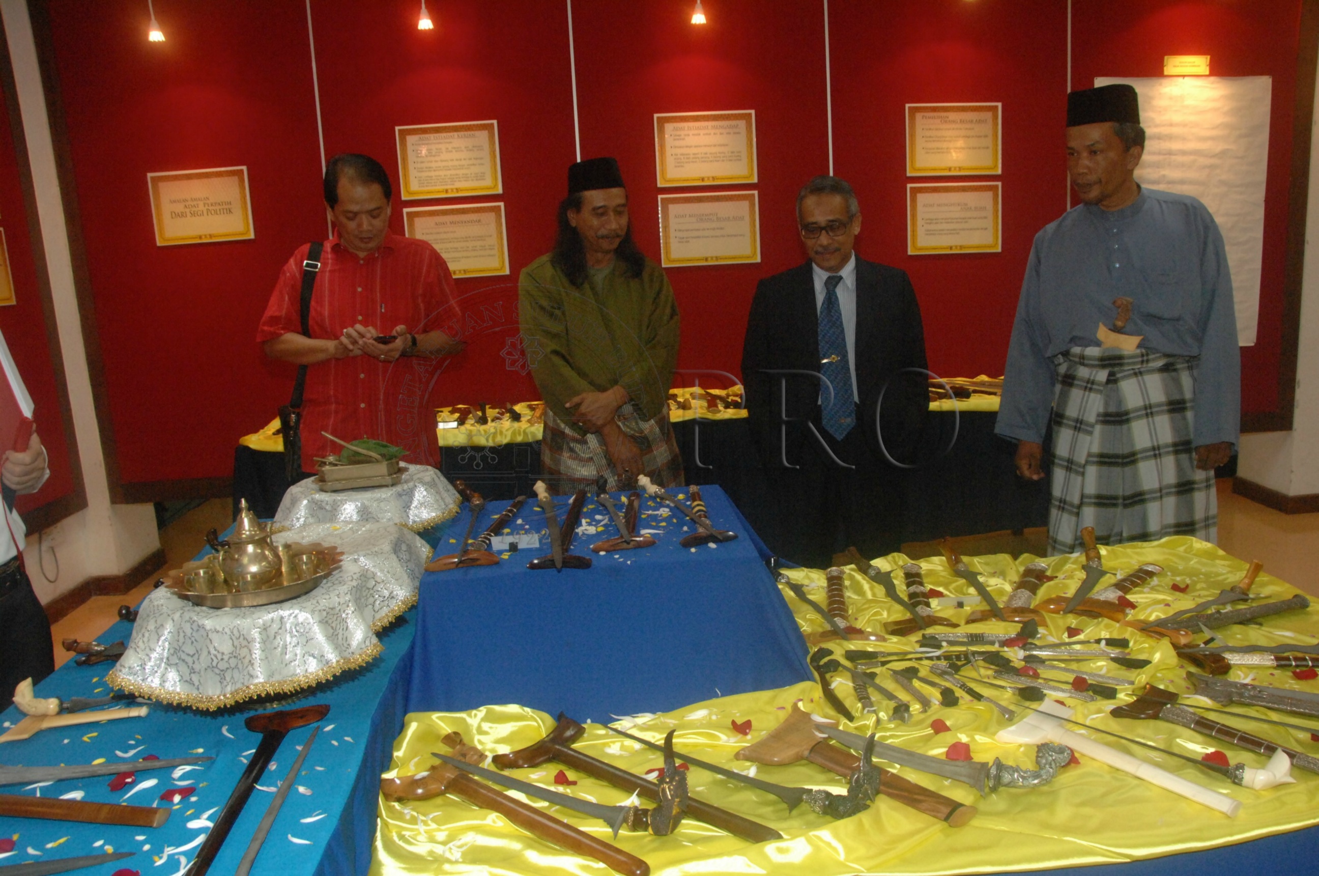 PRO 14 33 WACANA FBA 0014